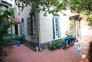 Nice and bright house for rent in Tay Ho area, Ha Noi